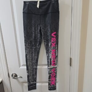 Victoria's Secret Leggings - New York Black and Pink